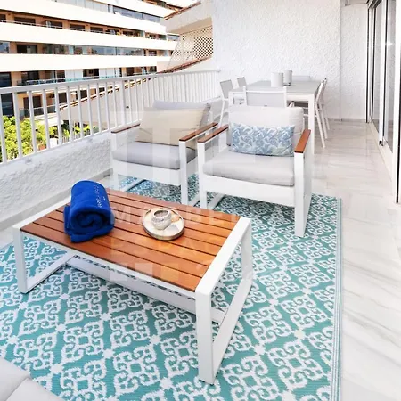 Apartment 751, Renovated 2 Beedroom Apartment, Second Line Of The Beach, Wifi, Parkinging Marbella