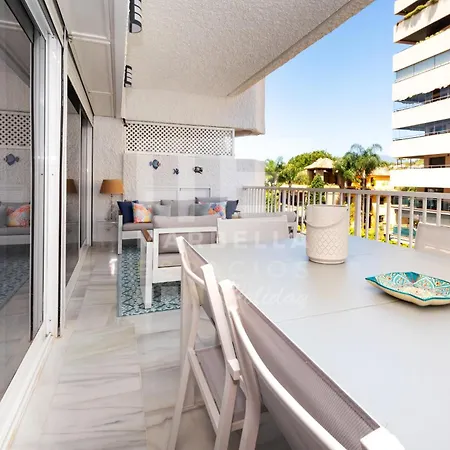 751, Renovated 2 Beedroom Apartment, Second Line Of The Beach, Wifi, Parkinging * Marbella