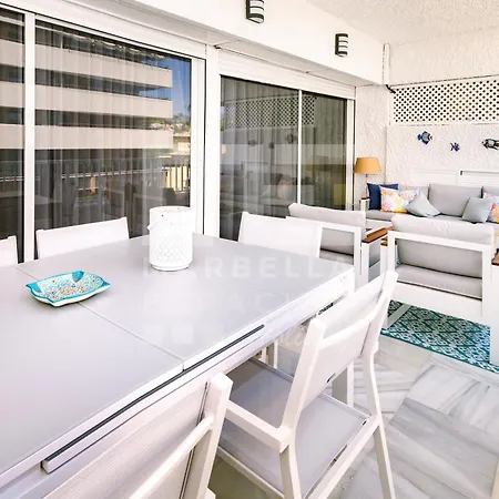 Apartment 751, Renovated 2 Beedroom Apartment, Second Line Of The Beach, Wifi, Parkinging *