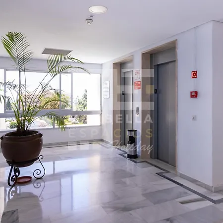 751, Renovated 2 Beedroom Apartment, Second Line Of The Beach, Wifi, Parkinging Διαμέρισμα