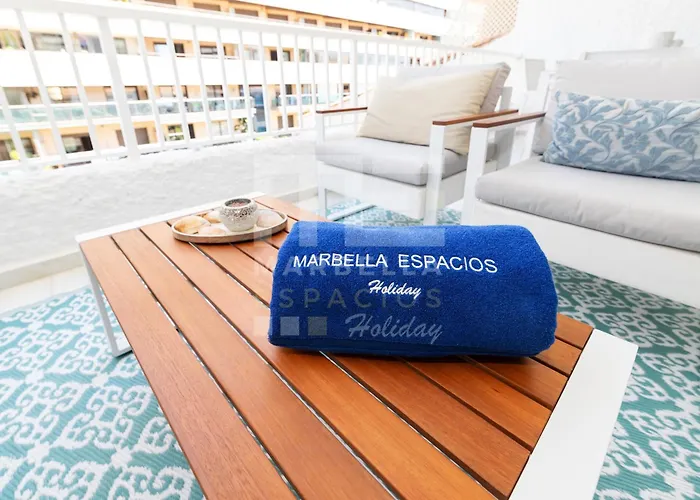 Appartement 751, Renovated 2 Beedroom Apartment, Second Line Of The Beach, Wifi, Parkinging Marbella