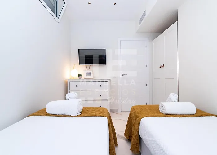 751, Renovated 2 Beedroom Apartment, Second Line Of The Beach, Wifi, Parkinging Appartement *