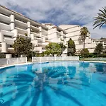 Διαμέρισμα 751, Renovated 2 Beedroom Apartment, Second Line Of The Beach, Wifi, Parkinging