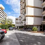 751, Renovated 2 Beedroom Apartment, Second Line Of The Beach, Wifi, Parkinging Διαμέρισμα