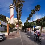 Διαμέρισμα 751, Renovated 2 Beedroom Apartment, Second Line Of The Beach, Wifi, Parkinging