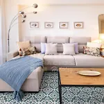 751, Renovated 2 Beedroom Apartment, Second Line Of The Beach, Wifi, Parkinging Διαμέρισμα Μαρμπέλλα