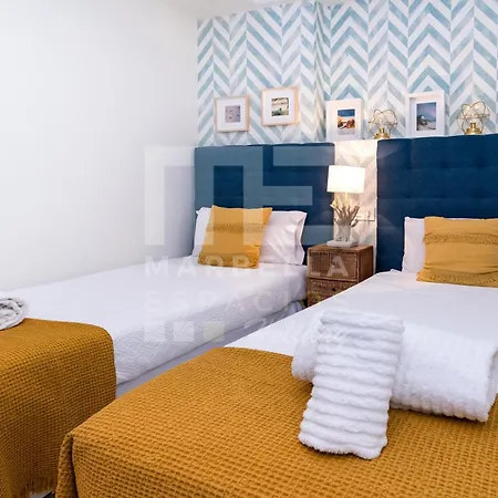 751, Renovated 2 Beedroom Apartment, Second Line Of The Beach, Wifi, Parkinging Marbella