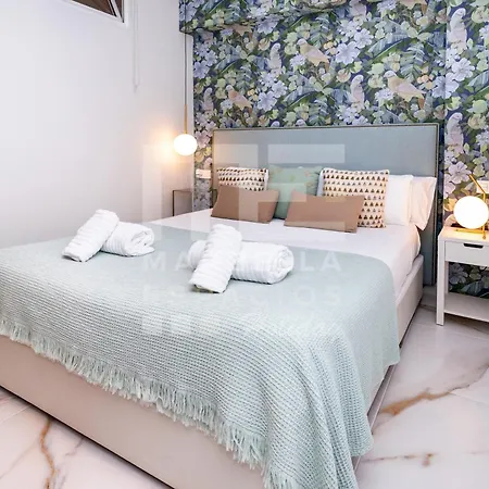 751, Renovated 2 Beedroom Apartment, Second Line Of The Beach, Wifi, Parkinging Marbella