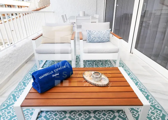 Apartament 751, Renovated 2 Beedroom Apartment, Second Line Of The Beach, Wifi, Parkinging Marbella