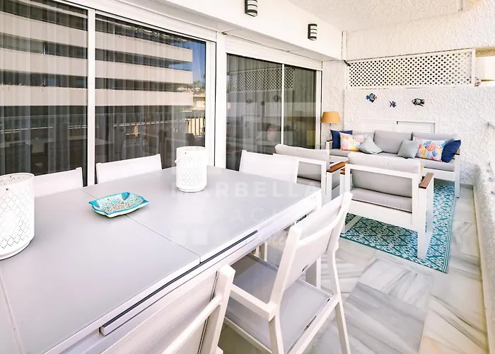 Apartament 751, Renovated 2 Beedroom Apartment, Second Line Of The Beach, Wifi, Parkinging *