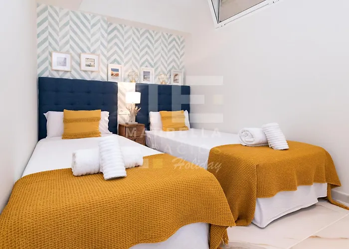 751, Renovated 2 Beedroom Apartment, Second Line Of The Beach, Wifi, Parkinging Apartament